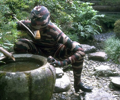 Zentai: fetish-art à la mode?