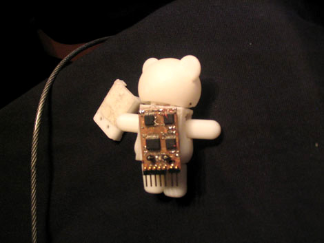 Laval Virtual: Tiny dancing robots